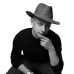 Александр Неделюк