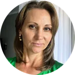 Надія Олійник