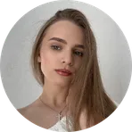 Юлія Ларіна