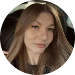 Оля Лаптінова