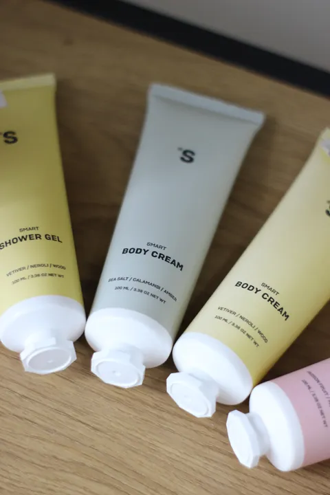 Зображення 4 з 6 у галереї "SIS’S"