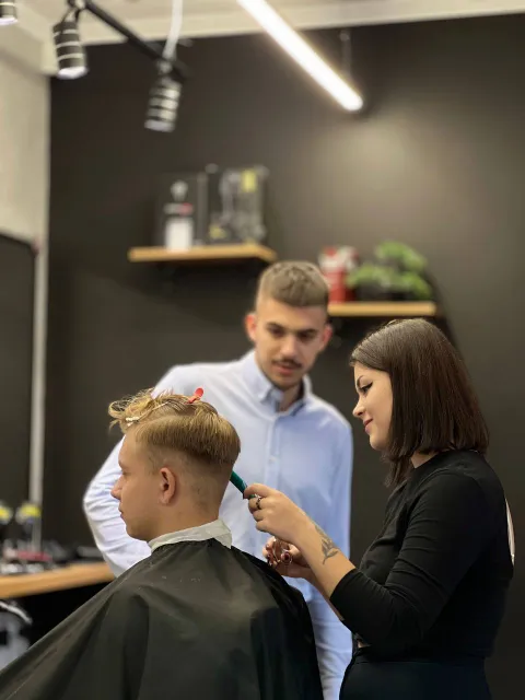 Зображення 4 з 20 у галереї "Muzyka Barbershop"