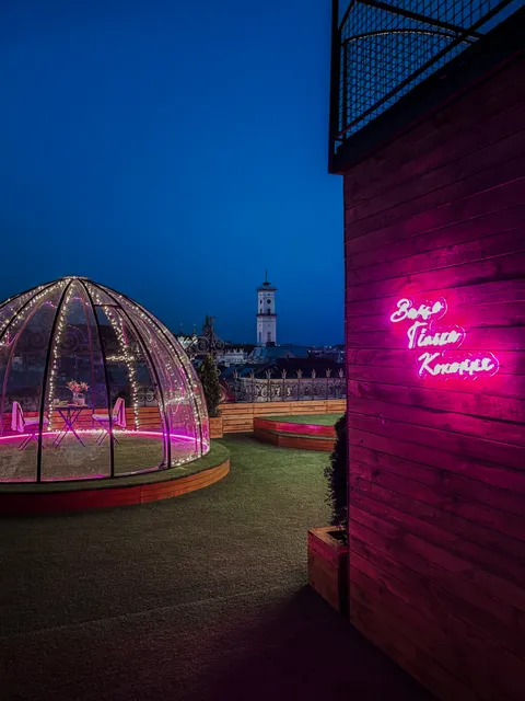 Зображення 9 з 17 у галереї "Вище Неба"