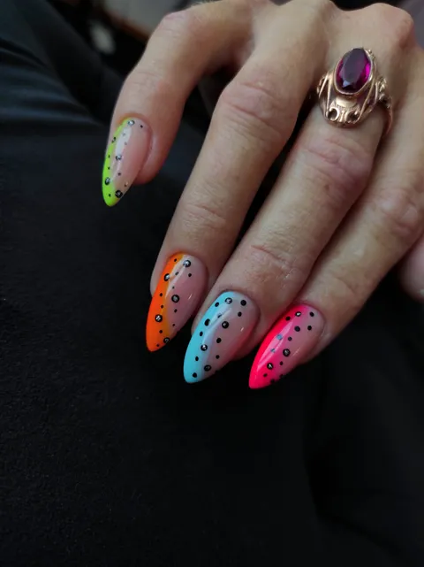 Зображення 8 з 38 у галереї "NailStudio_irenkabo"