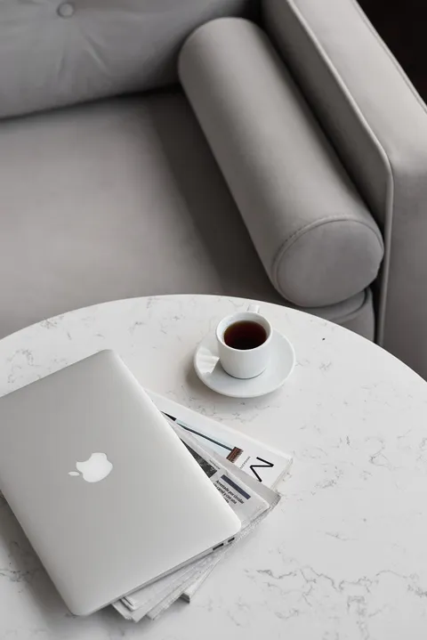 Изображение 6 из 14 в галерее "Stories"