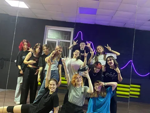 Изображение 3 из 6 в галерее "Noodle Dance Hall"
