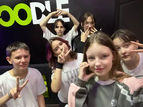 Изображение 6 из 6 в галерее "Noodle Dance Hall"