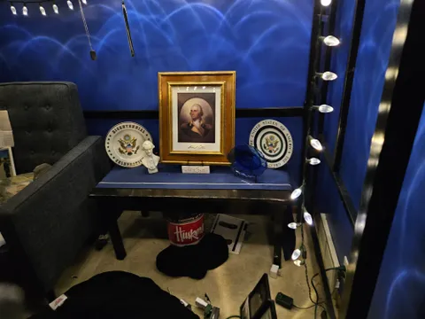 "President's Plates Museum" gallery image 1 of 6