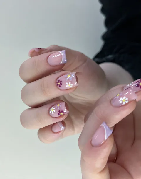Зображення 3 з 30 у галереї "Манікюр у Києві, м. Лівобережна - Dolonki Nails 💅"