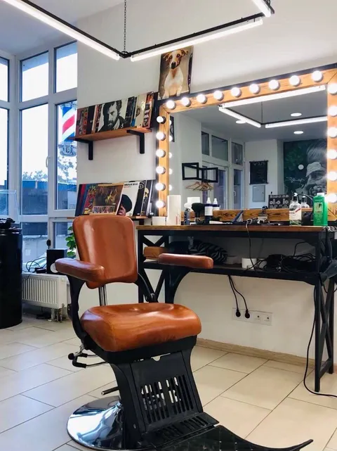 Зображення 4 з 5 у галереї "Flow Barbers"
