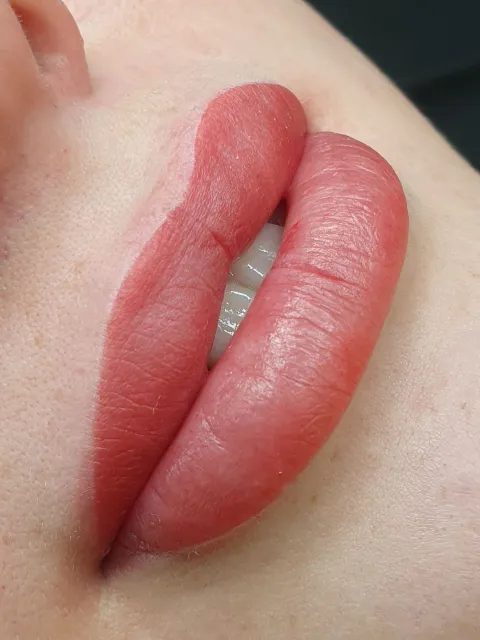 Bild 8 von 18 in der Galerie von "MoMo Beauty Space"