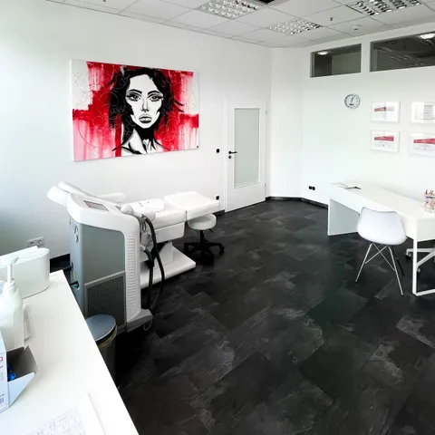 Bild 3 von 8 in der Galerie von "Remove Laserzentrum Pforzheim"