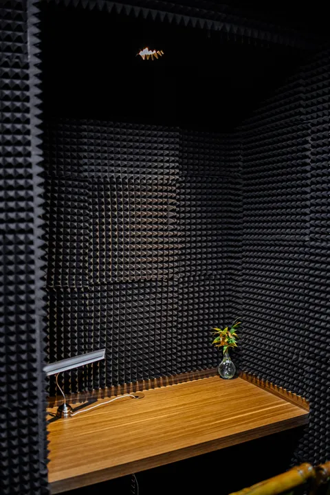 Image 2 of 16 in the gallery of "CoSea busines club & coWorking"