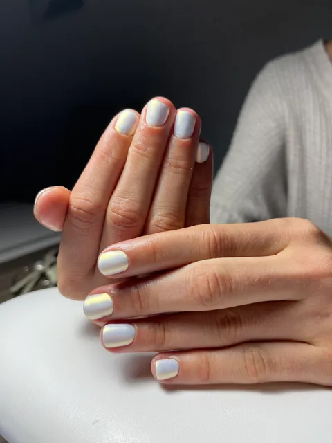 Imagem 1 de 7 na galeria de "Nails for you"
