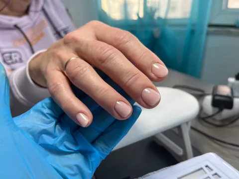 Imagem 6 de 7 na galeria de "Nails for you"