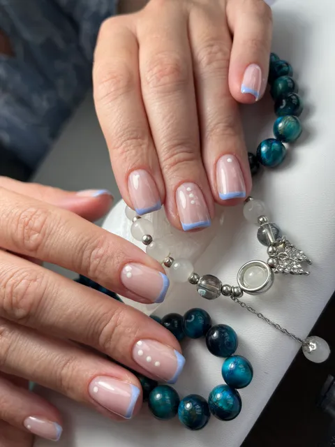 Imagem 5 de 7 na galeria de "Nails for you"