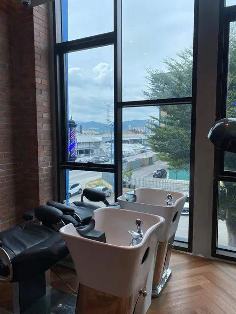 "Groom & Vroom Studio" gallery image 1 of 3