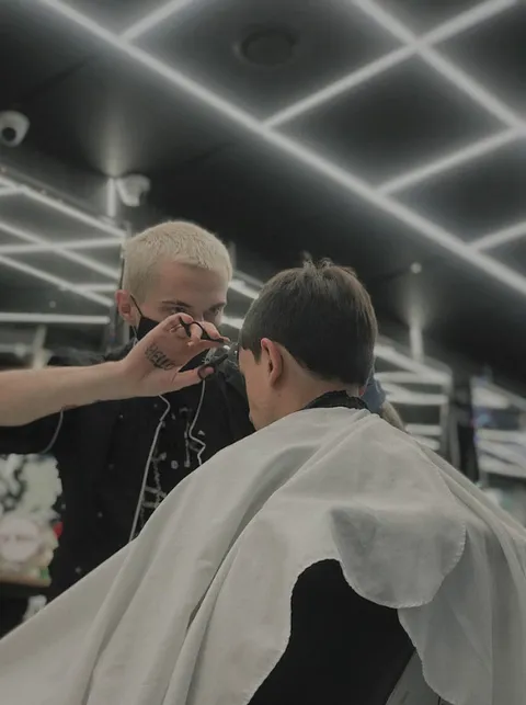 Зображення 8 з 10 у галереї "PIRATES BARBERSHOP"