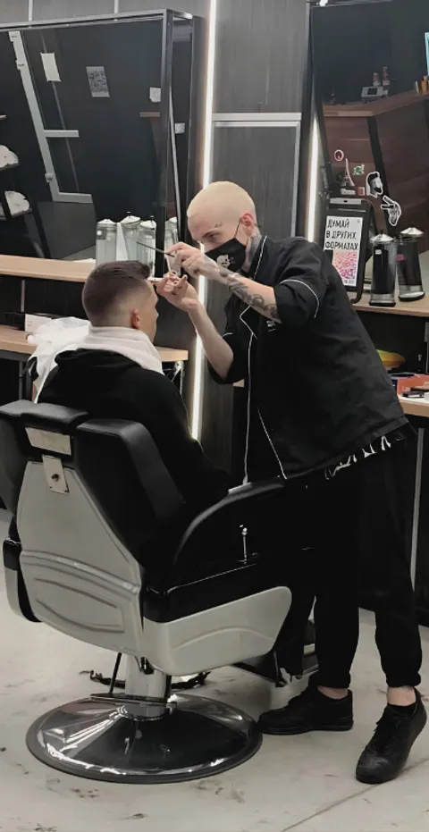 Зображення 6 з 10 у галереї "PIRATES BARBERSHOP"