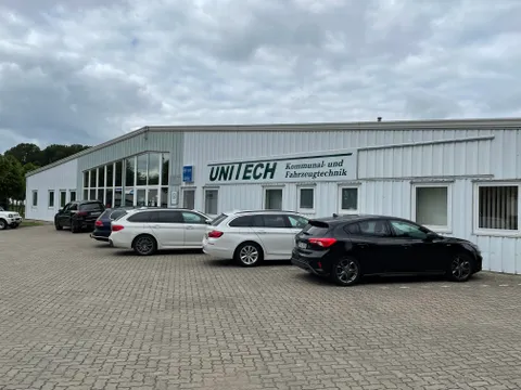 Bild 9 von 28 in der Galerie von "UNITECH Kommunalmaschinen"