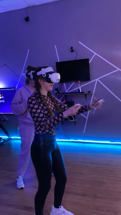Obraz 6 z 40 w galerii "Warzone Vr"