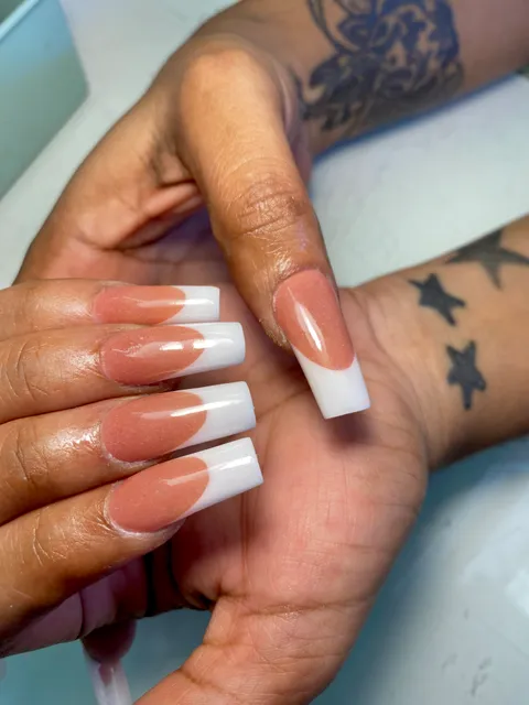 Image 1 of 12 in the gallery of "Didi Grace"