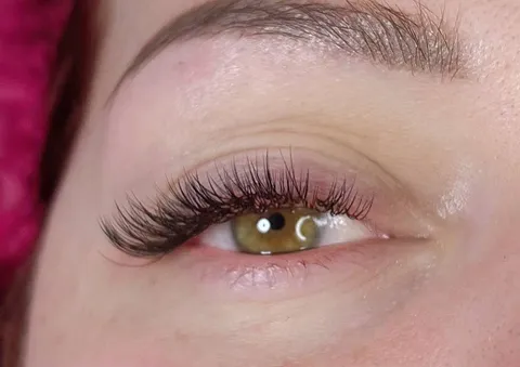 Зображення 7 з 12 у галереї "Lush - Happy space"