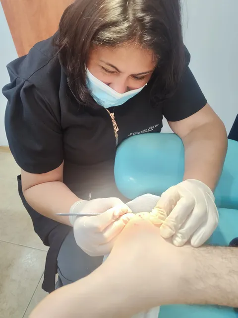 Imagem 9 de 13 na galeria de "Pabreu Pedicure Medicinal"