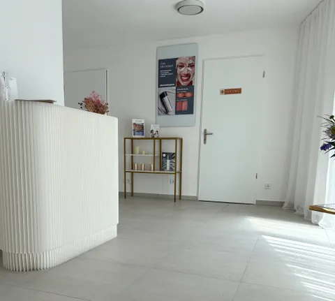 Bild 5 von 5 in der Galerie von "The Skincare House"