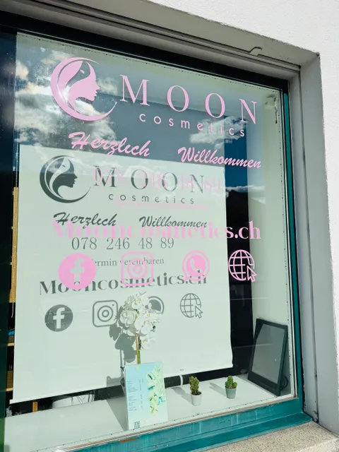Bild 3 von 5 in der Galerie von "Mooncosmetics"