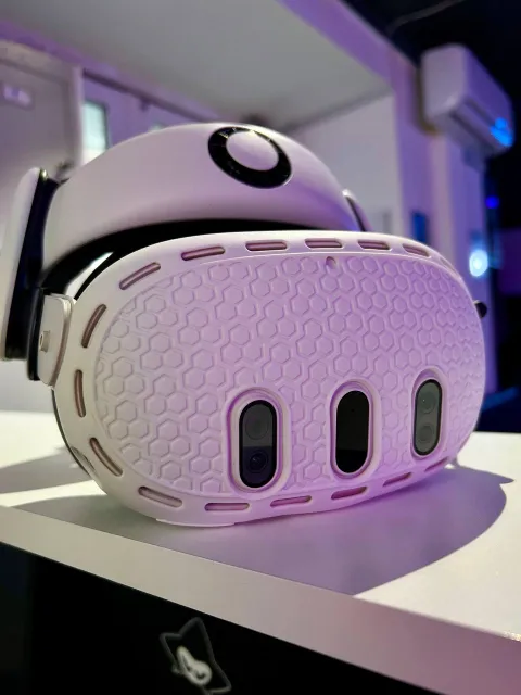 Изображение 4 из 16 в галерее "RealVR"
