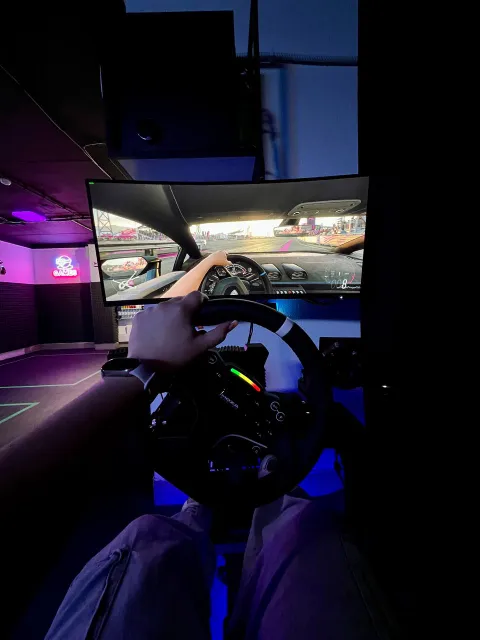 Изображение 6 из 16 в галерее "RealVR"