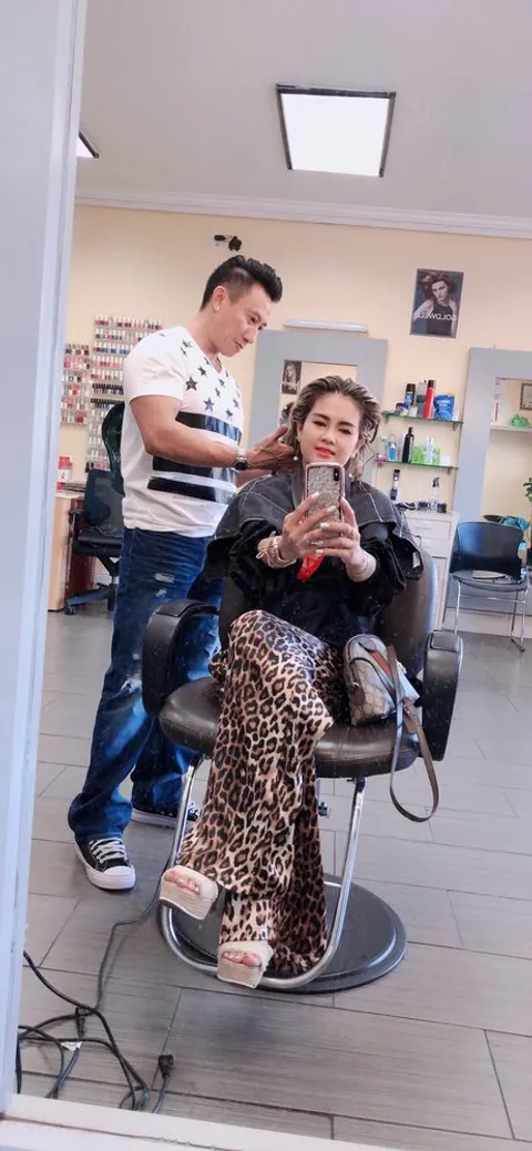 "NGUYEN HAIR & NAILS" gallery image 1 of 24