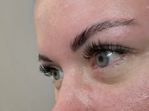 Зображення 3 з 12 у галереї "Lush - Happy space"