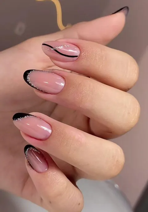 "Desire Nails & Spa" gallery image 9 of 11