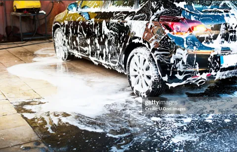 Image 4 of 8 in the gallery of "Handyzen detailing"