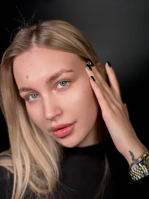 Зображення 4 з 5 у галереї "Vona_beauty_hair_space"