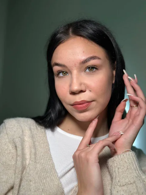 Зображення 1 з 5 у галереї "Vona_beauty_hair_space"