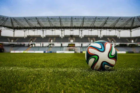 Зображення 2 з 8 у галереї "October Arena Chernivtsi"
