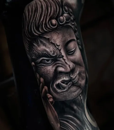 Bild 3 von 32 in der Galerie von "Gerade Linie Tattoo"