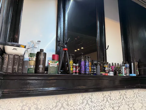 Bild 7 von 8 in der Galerie von "BARBERDOS"