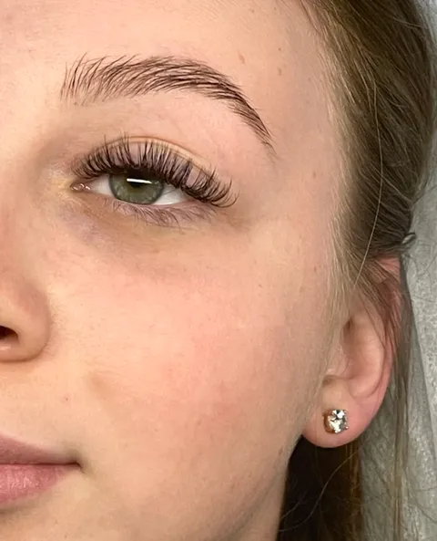 Зображення 3 з 9 у галереї "Noora Lashmaker"