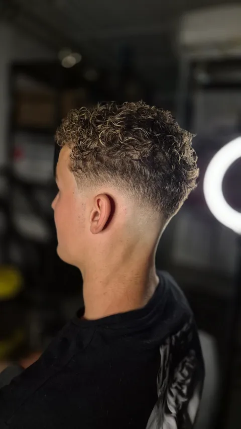 Bild 8 von 10 in der Galerie von "eliblendz"