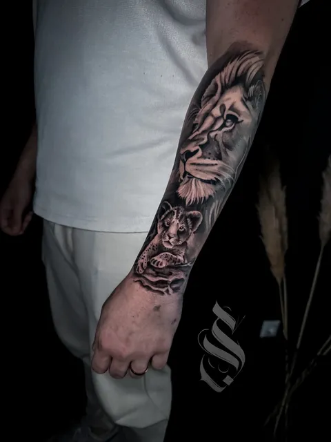 Bild 1 von 12 in der Galerie von "Stichart Tattoos"