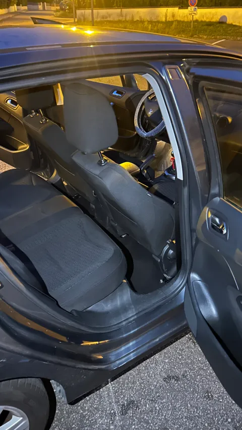 Image 7 sur 21 de la galerie « Bella Auto »