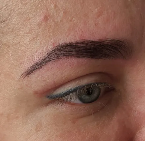 Зображення 5 з 5 у галереї "sssnlvk.brows"