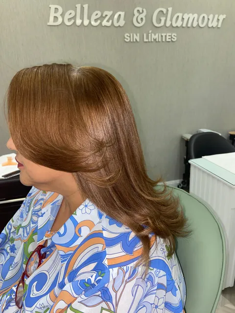 Imagen 2 de 6 en la galería de "The Glam Beauty Salon"