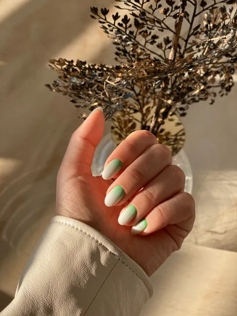 Зображення 10 з 15 у галереї "makoviichuk_nailroom"