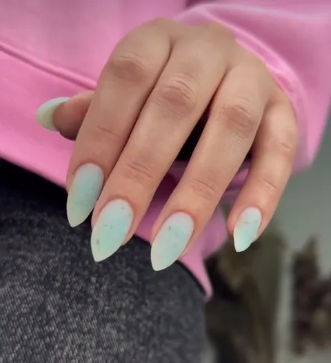 Зображення 7 з 15 у галереї "K.SHE brows&nails"