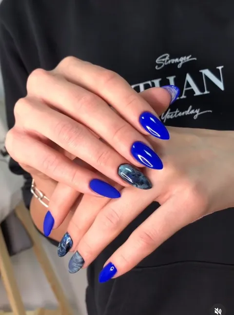 Зображення 4 з 15 у галереї "K.SHE brows&nails"